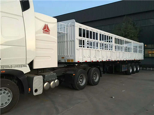 仓栅式运输半挂车厂家