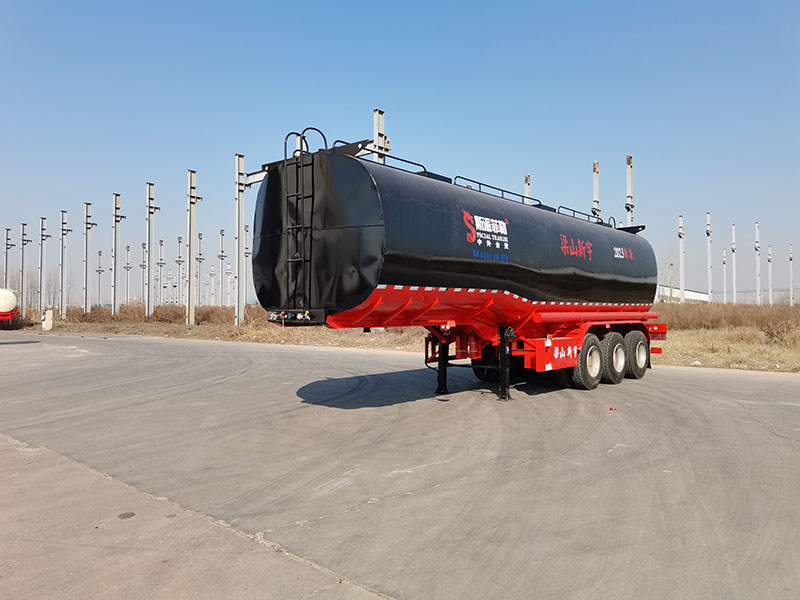 普通液体运输半挂车厂