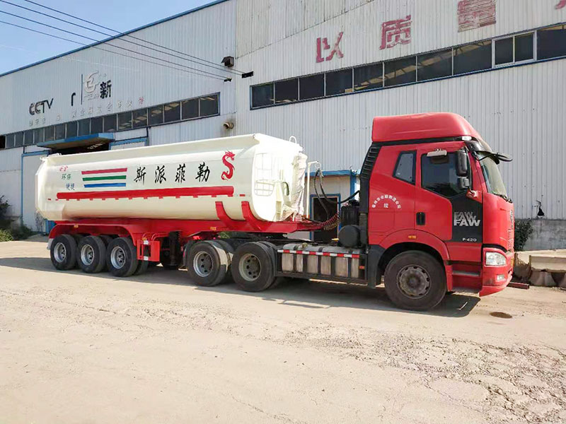 罐式半挂车