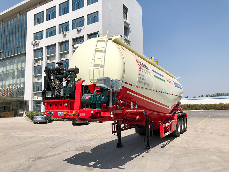 半挂粉粒物料车